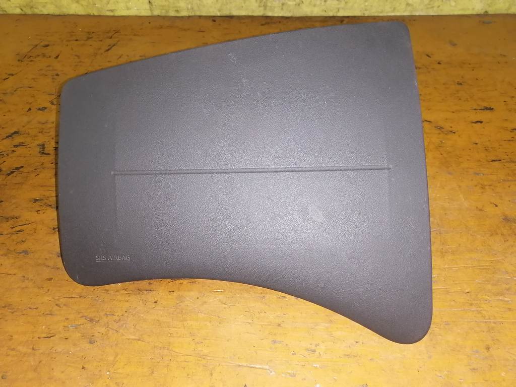 airbag пассажирский Nissan Cube 0