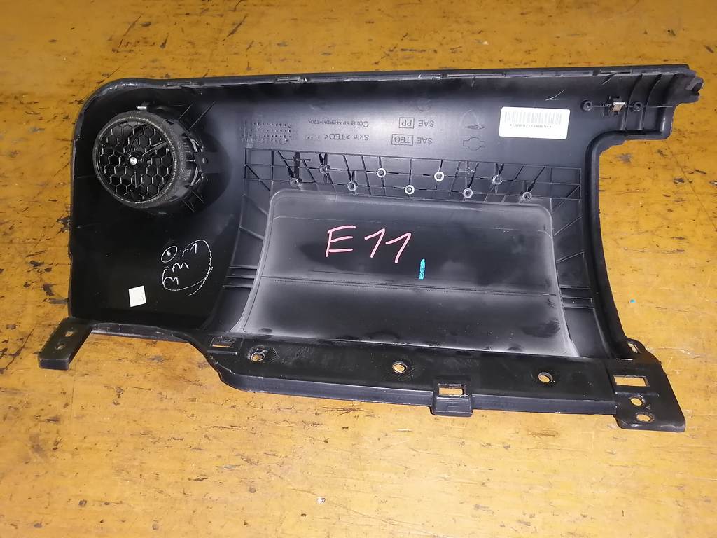 Салон Nissan Note 2