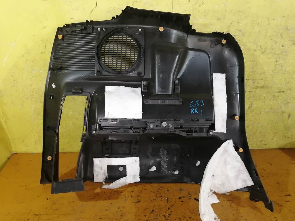 обшивка багажника Honda Freed 6