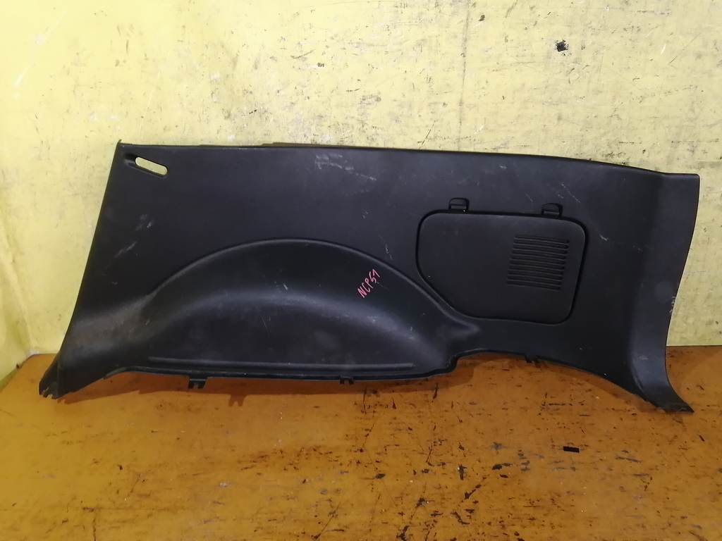 обшивка багажника Toyota Probox 0