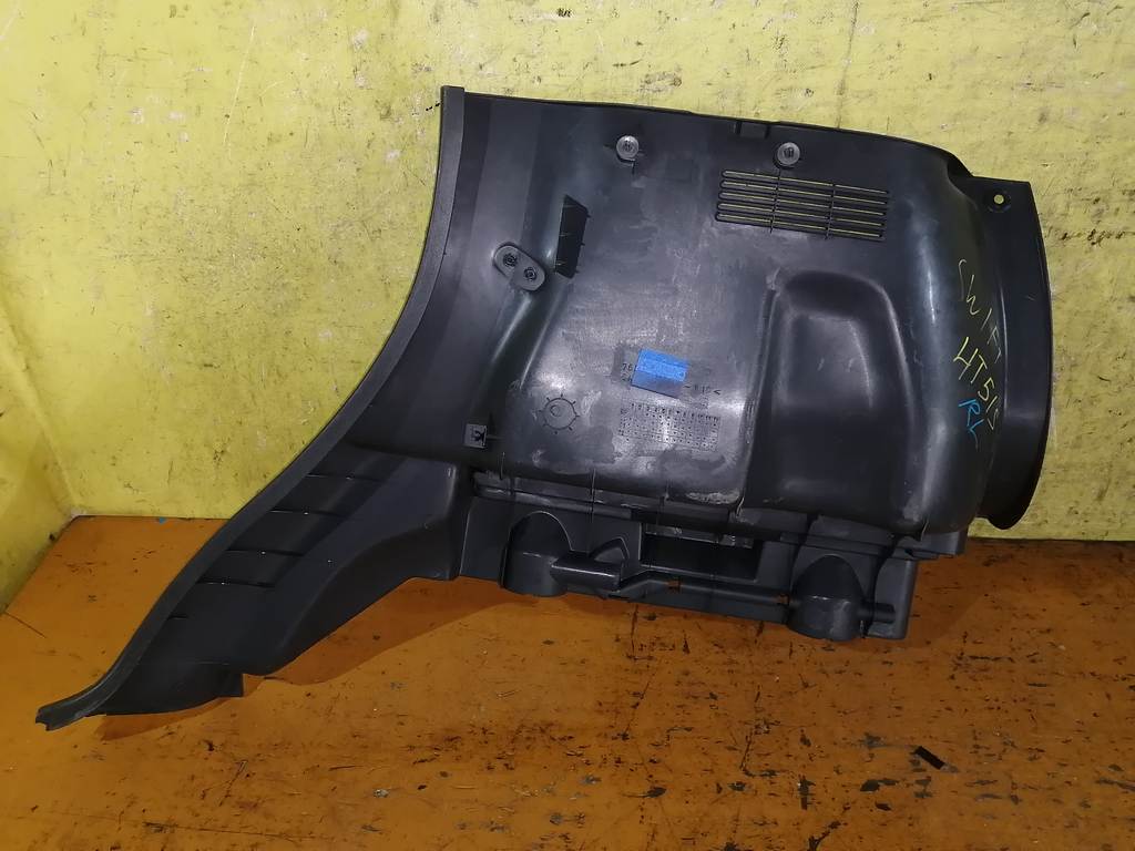 обшивка багажника Suzuki Swift 3
