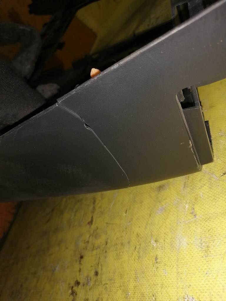 Кузов Honda Mobilio Spike 2