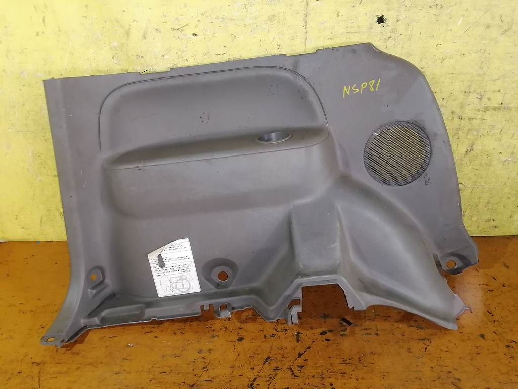 обшивка багажника Toyota Sienta 0