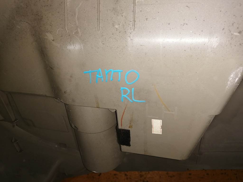 Кузов Daihatsu Tanto 2
