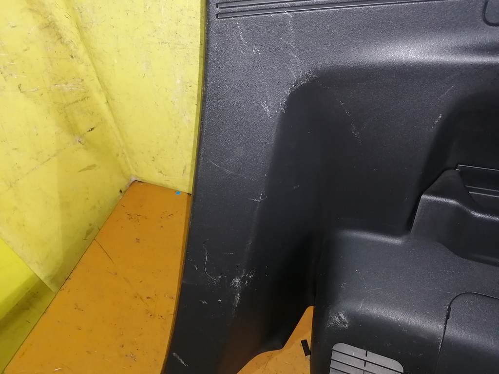 FREED GB3 ОБШИВКА ЗАДНЯЯ ЛЕВАЯ Honda Freed 1