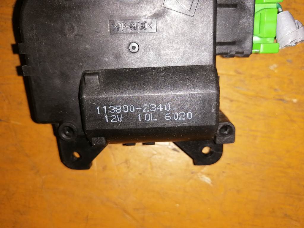 IMPREZA GP3 СЕРВОПРИВОД ЗАСЛОНОК ПЕЧКИ 113800-2340 Subaru Impreza 1