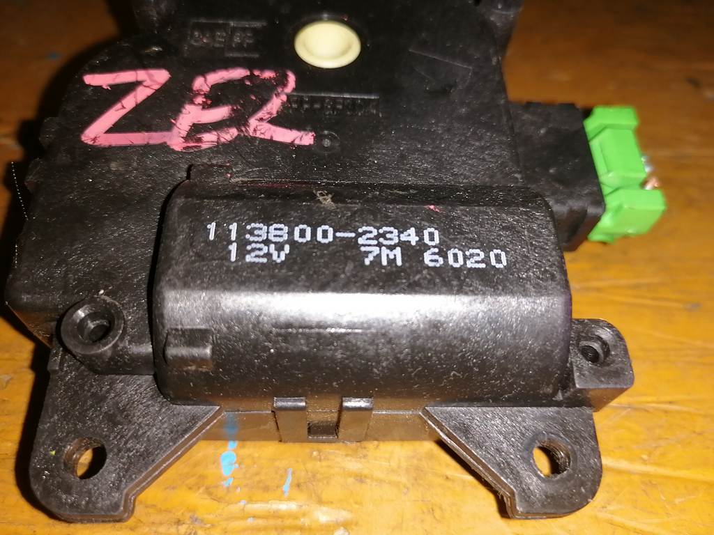 INSIGHT ZE2 СЕРВОПРИВОД ЗАСЛОНОК ПЕЧКИ 113800-2340 Honda Insight 1