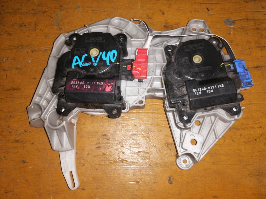 сервопривод заслонок печки Toyota Camry 0