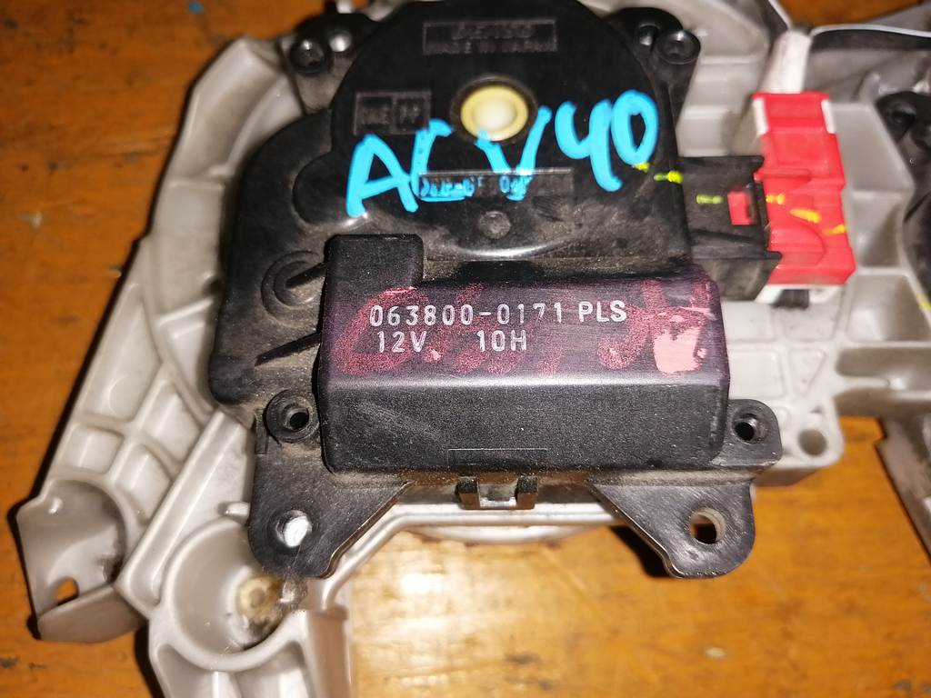 CAMRY ACV40 СЕРВОПРИВОД ЗАСЛОНОК ПЕЧКИ 063800-0171 Toyota Camry 1