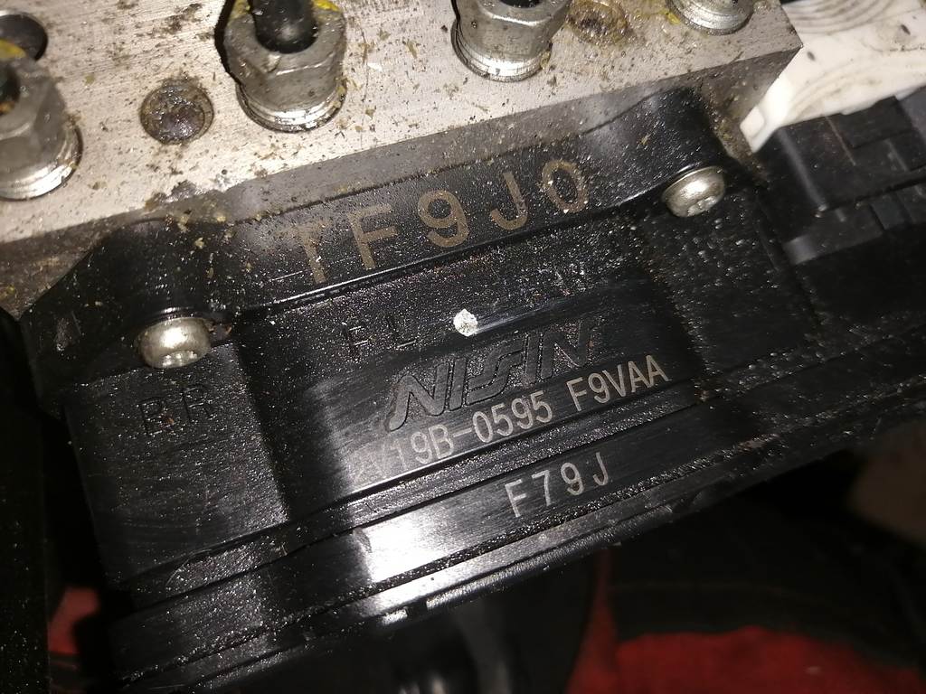 FIT SHUTTLE GP2 БЛОК ABS 2V19B-0595 TF9J0 Honda Fit Shuttle 1