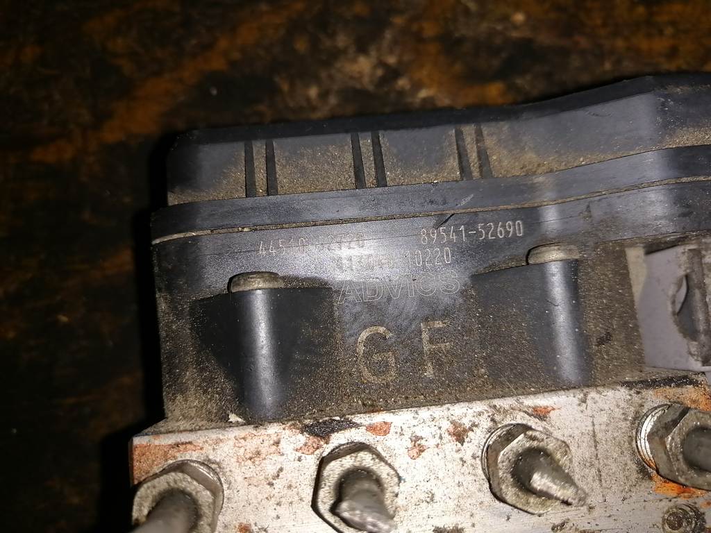 VITZ KSP90 БЛОК ABS 44510-52720 Toyota Vitz 1