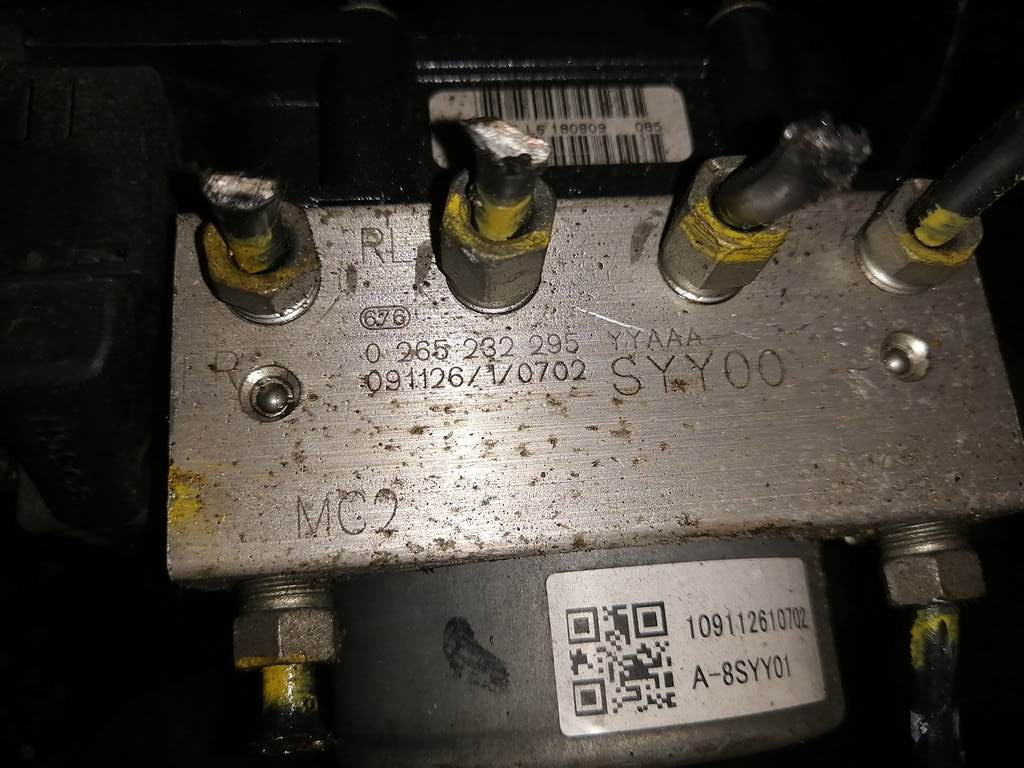FREED GB3 БЛОК ABS 0265 232 295 Honda Freed 1