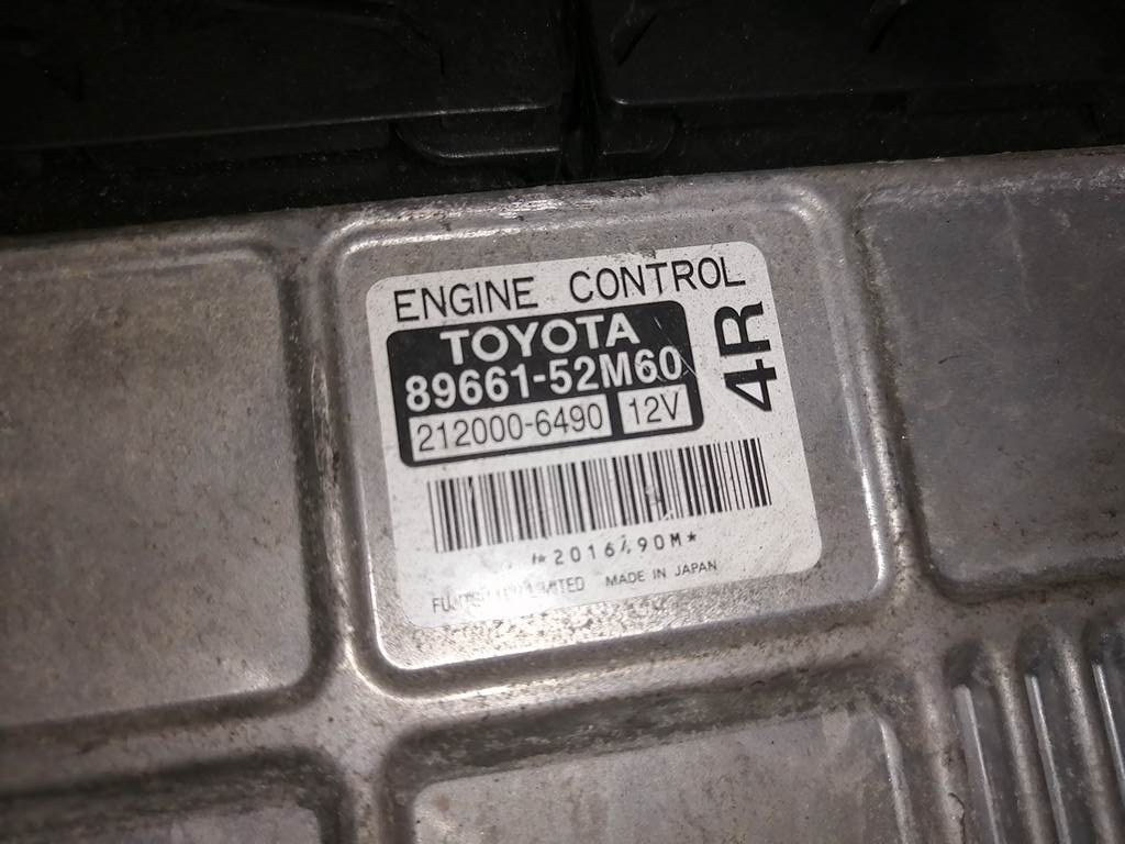 89661-52M60 БЛОК УПР. ДВС Toyota Vitz 1