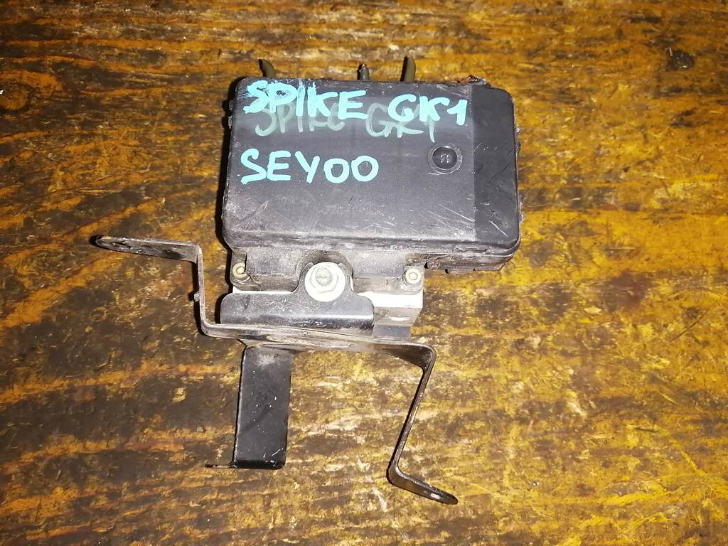 блок abs Honda Mobilio Spike 0