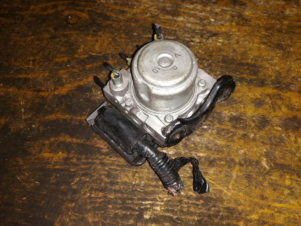 блок abs Honda Stepwgn 3