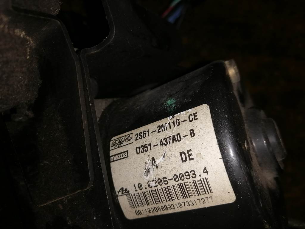 DEMIO DY5W БЛОК ABS D351-437A0-B Mazda Demio 1