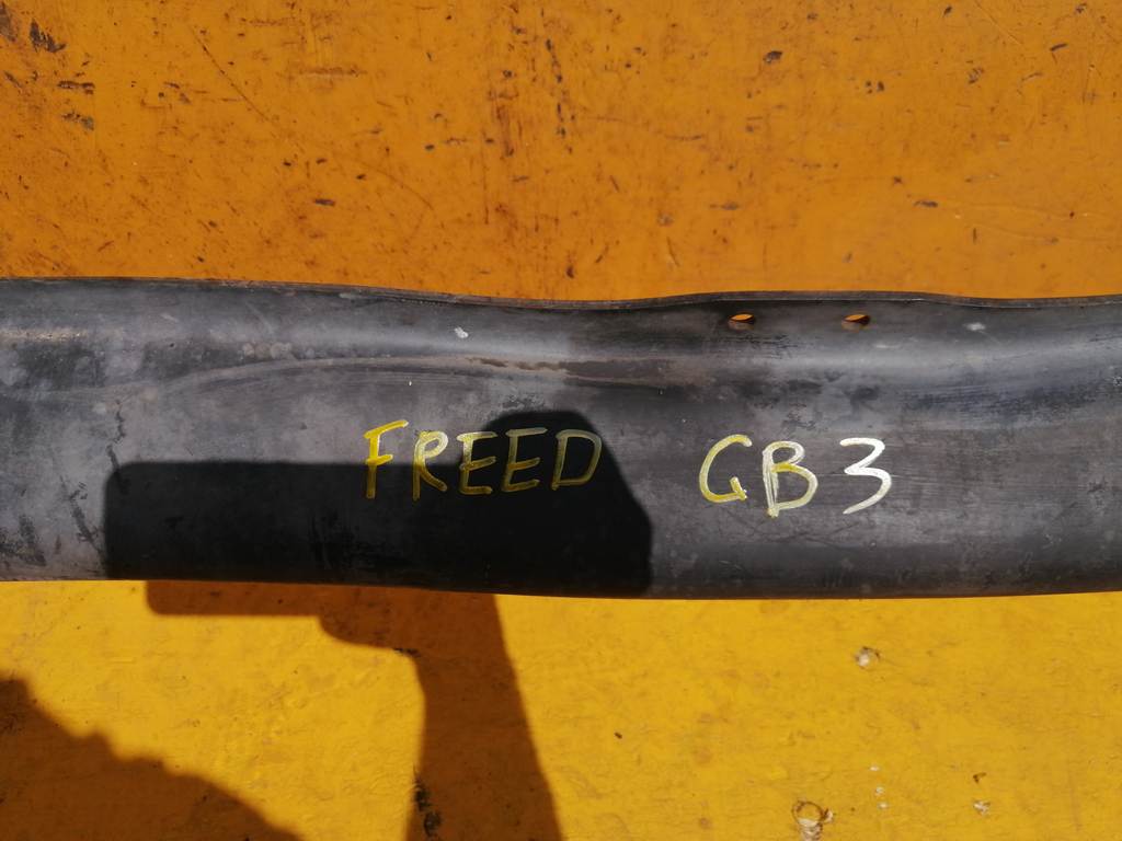 FREED GB3 БАЛКА ЗАДНЯЯ В СБОРЕ Honda Freed 1