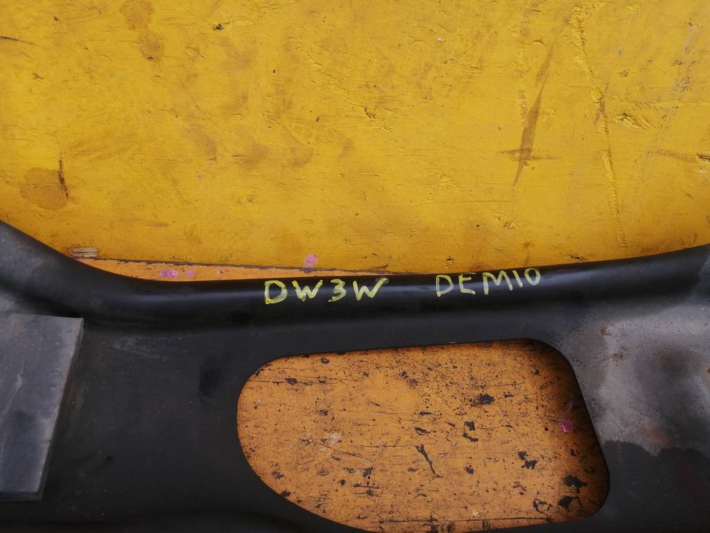 DEMIO DW3W БАЛКА ПРОДОЛЬНАЯ, 2 МОДЕЛЬ Mazda Demio 1