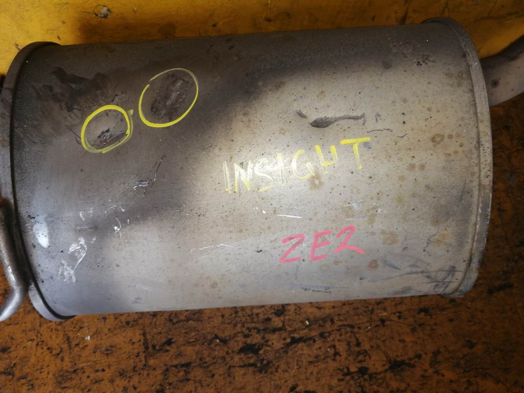 INSIGHT ZE2 БОЧКА ГЛУШИТЕЛЯ Honda Insight 1