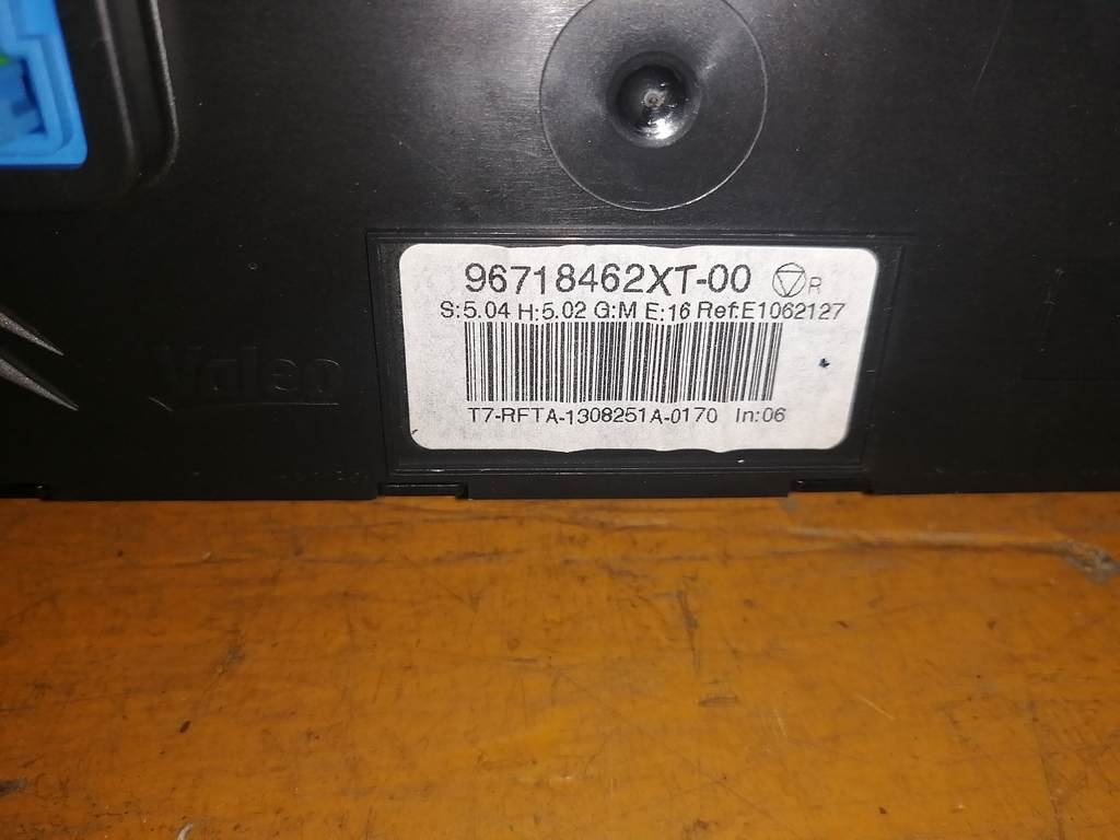 PEUGEOT 308 4E КЛИМАТ-КОНТРОЛЬ 96718462XT-00 Peugeot 308 1