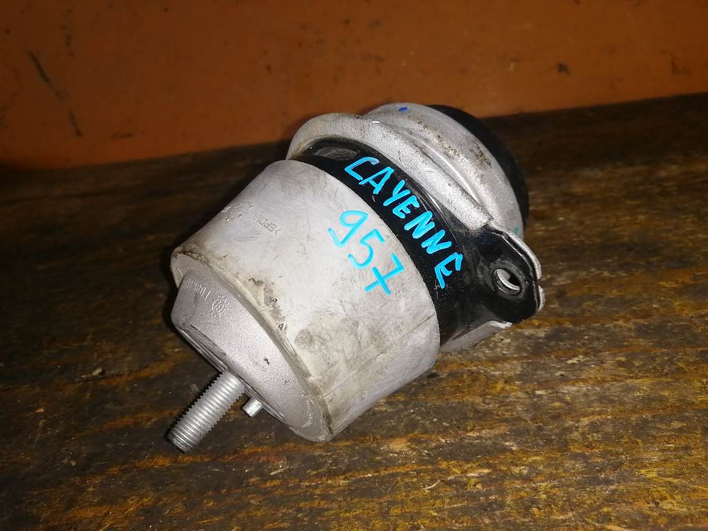 подушка двигателя Porsche Cayenne 0
