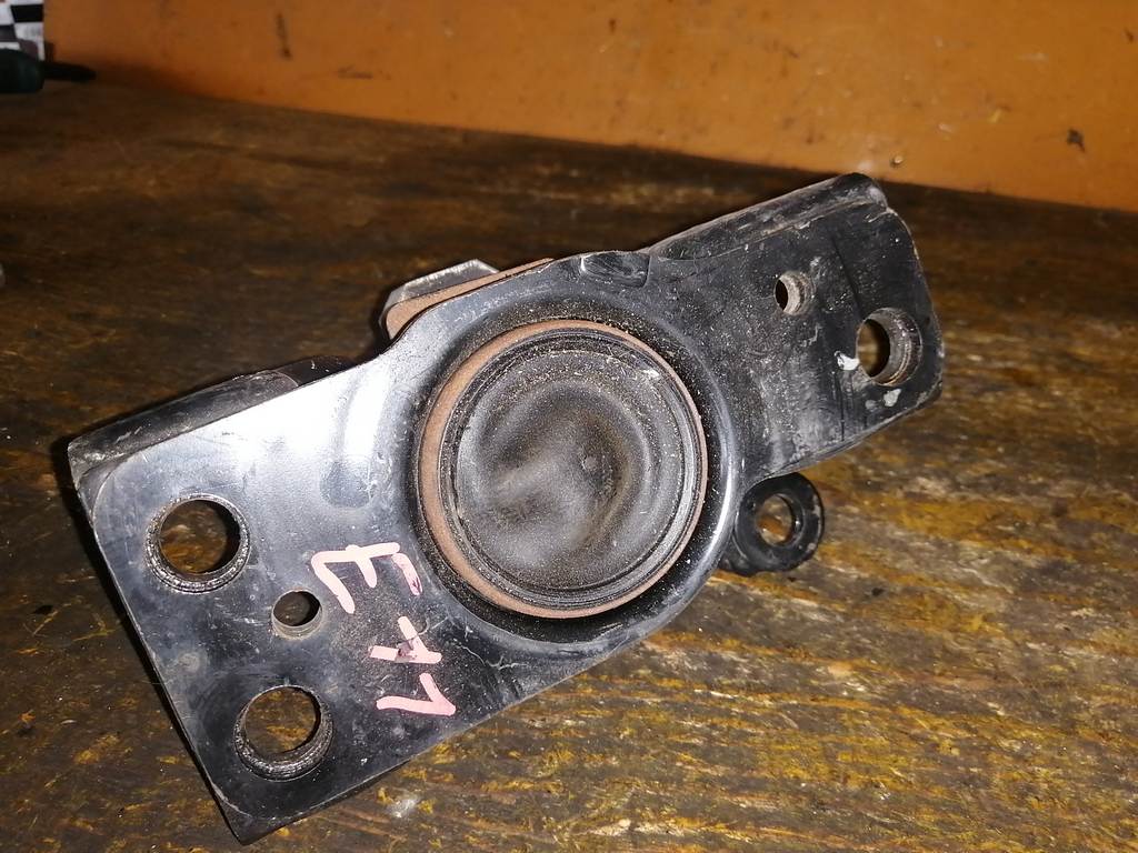 NOTE E11 ПОДУШКА ДВС ПРАВАЯ Nissan Note 1