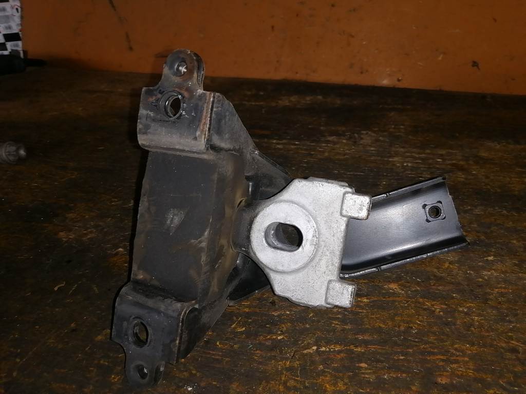 Двигатель Toyota Vitz 2
