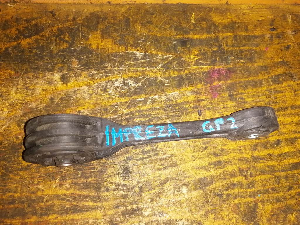 подушка двигателя Subaru Impreza 0