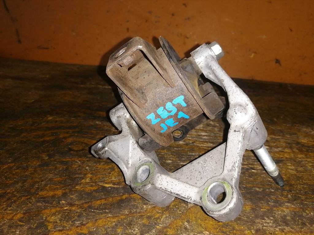 подушка двигателя Honda Zest 0