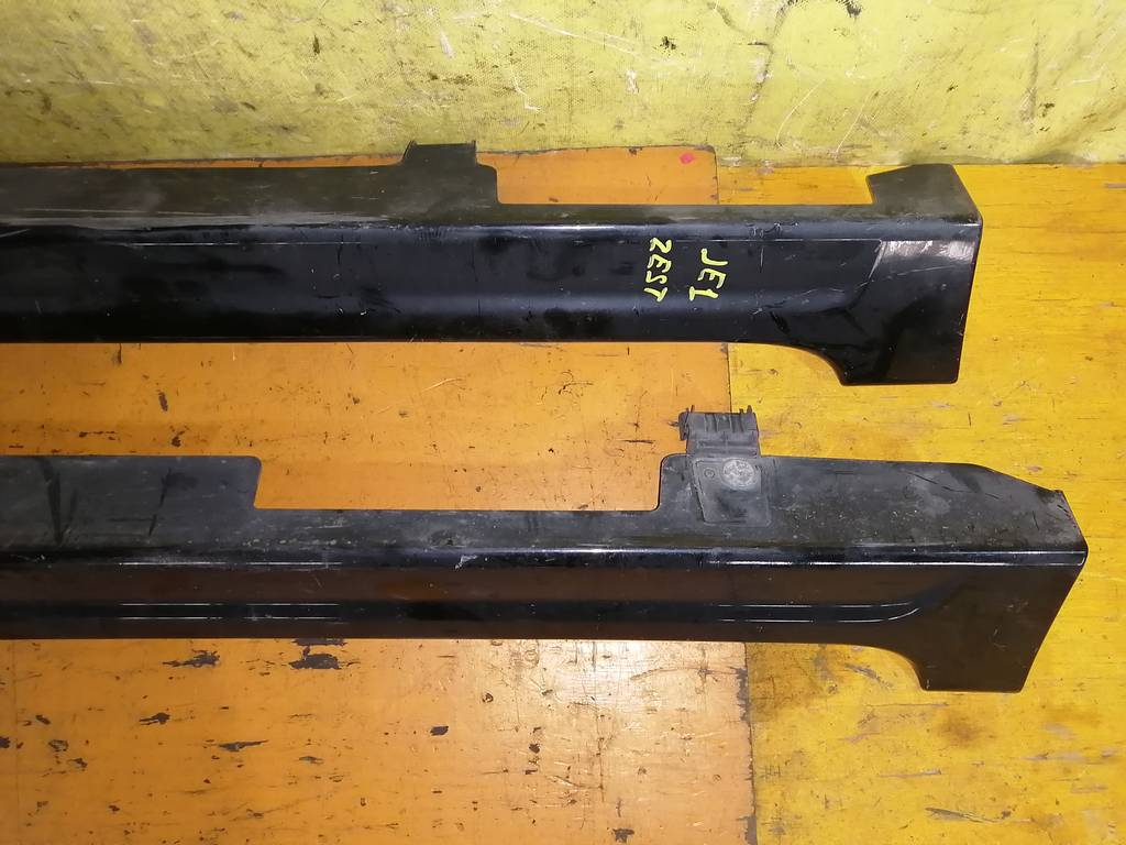 ZEST JE1 ПОРОГ (ПАРА) Honda Zest 1