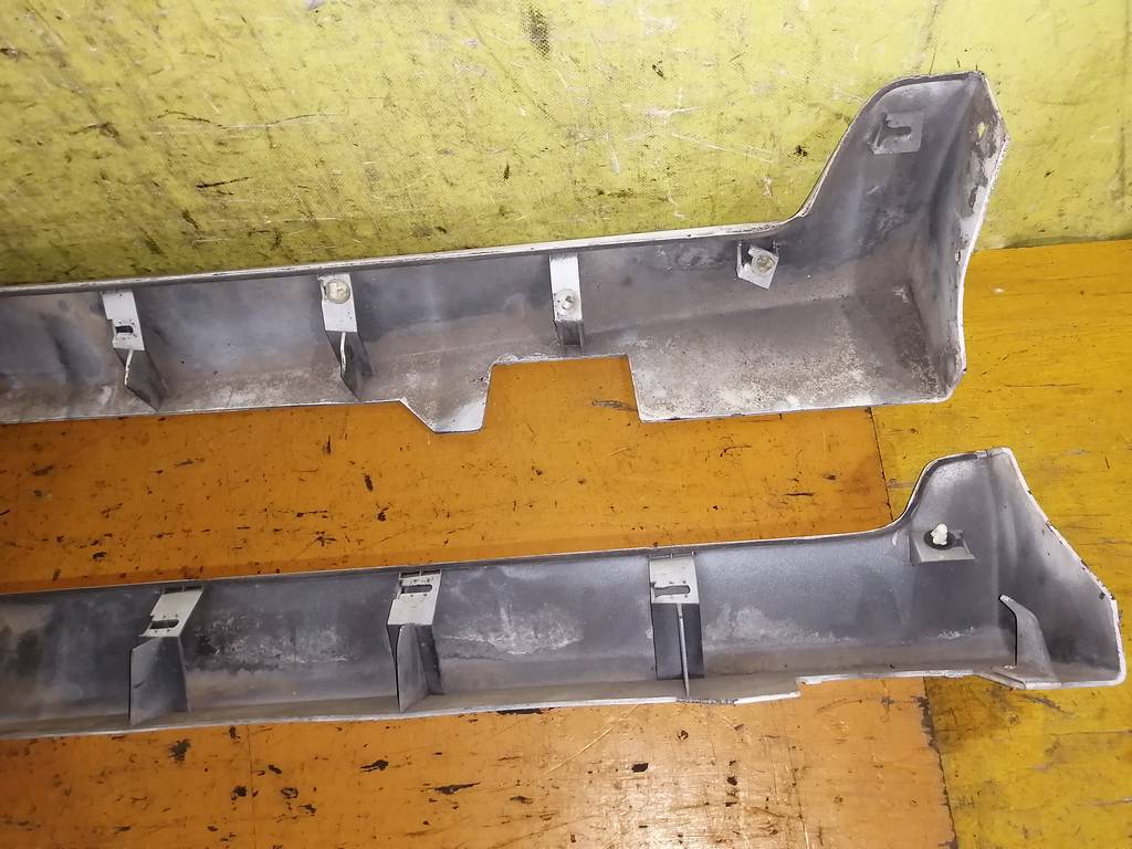 порог Mazda Demio 6