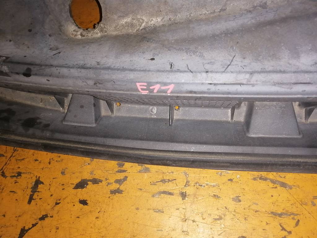 NOTE E11 ЖАБО Nissan Note 1