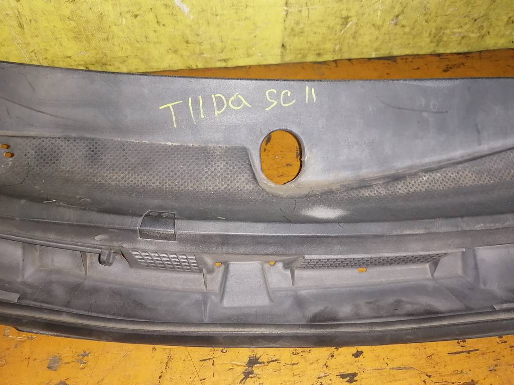 TIIDA LATIO SC11 ЖАБО Nissan Tiida Latio 1