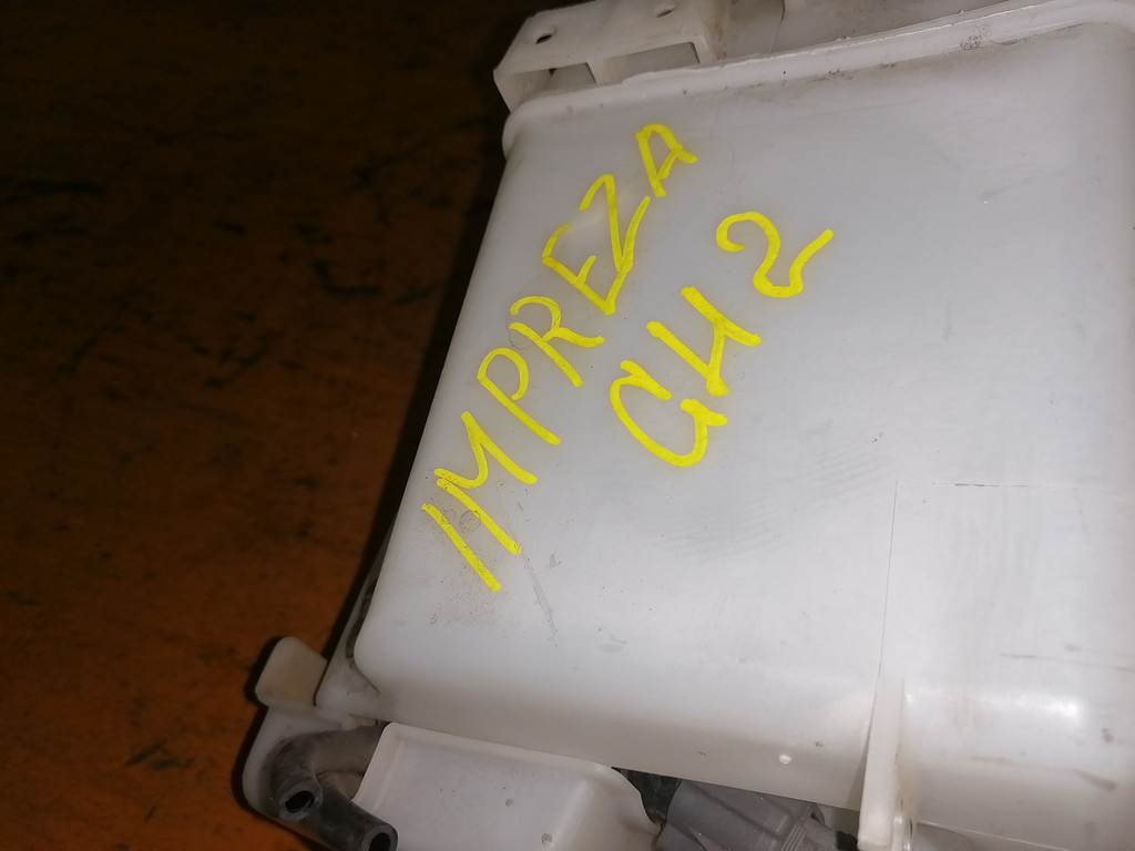 IMPREZA GH2 БАЧОК ОМЫВАТЕЛЯ Subaru Impreza 1