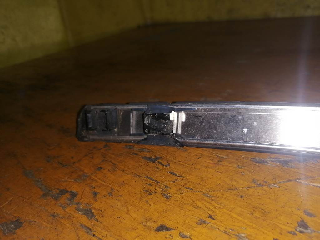IMPREZA GH2 МОЛДИНГ НА КРЫШУ ПРАВЫЙ Subaru Impreza 4