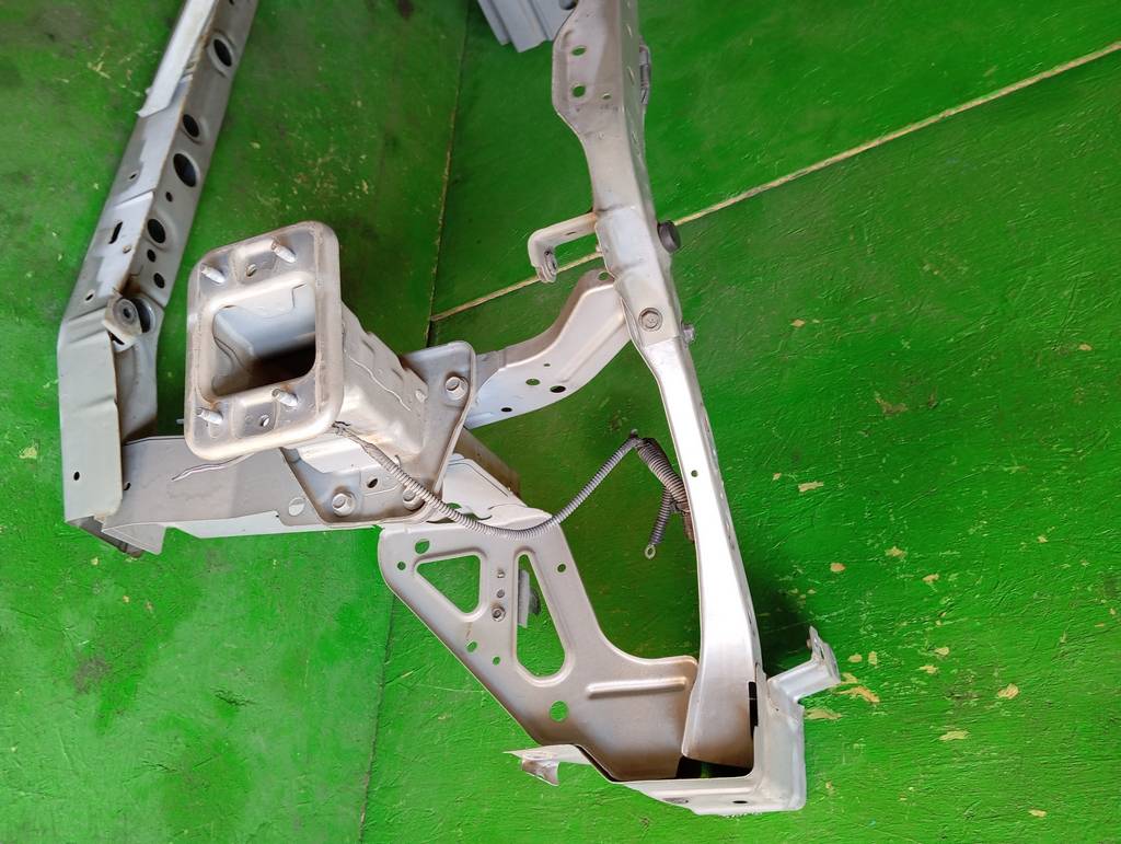 Кузов Nissan Tiida Latio 2