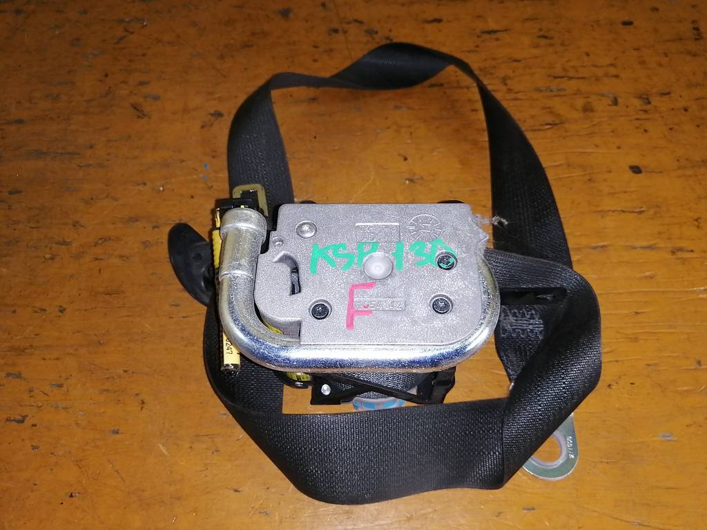 ремень безопасности Toyota Vitz 0
