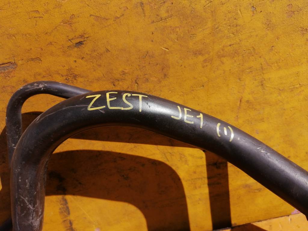 ZEST JE1 ГОРЛОВИНА БЕНЗОБАКА 1 Honda Zest 1