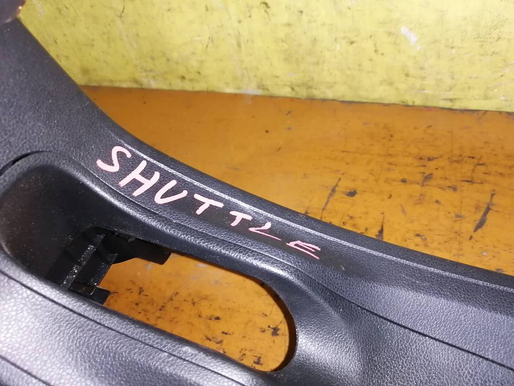 FIT SHUTTLE GP2 КОНСОЛЬ МЕЖДУ СИДЕНИЙ Honda Fit Shuttle 1