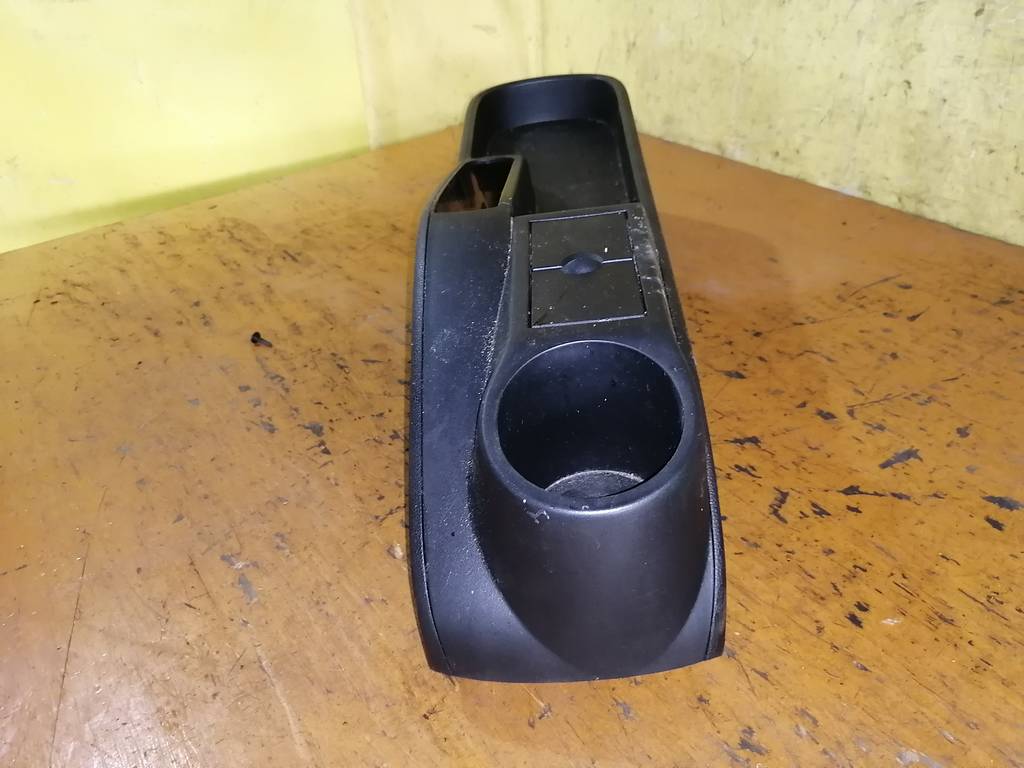 Салон Mazda Demio 2