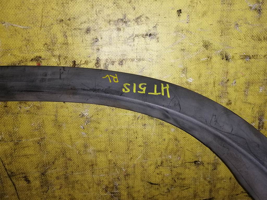 SWIFT HT51S НАКЛАДКА НА КРЫЛО ЗАДНЯЯ ЛЕВАЯ ДЕФЕКТ Suzuki Swift 1