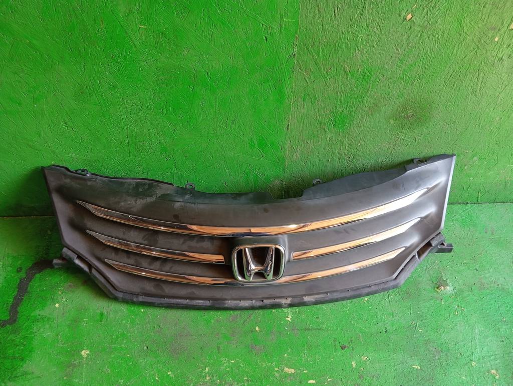 FREED GB3 РЕШЕТКА РАДИАТОРА Honda Freed 1