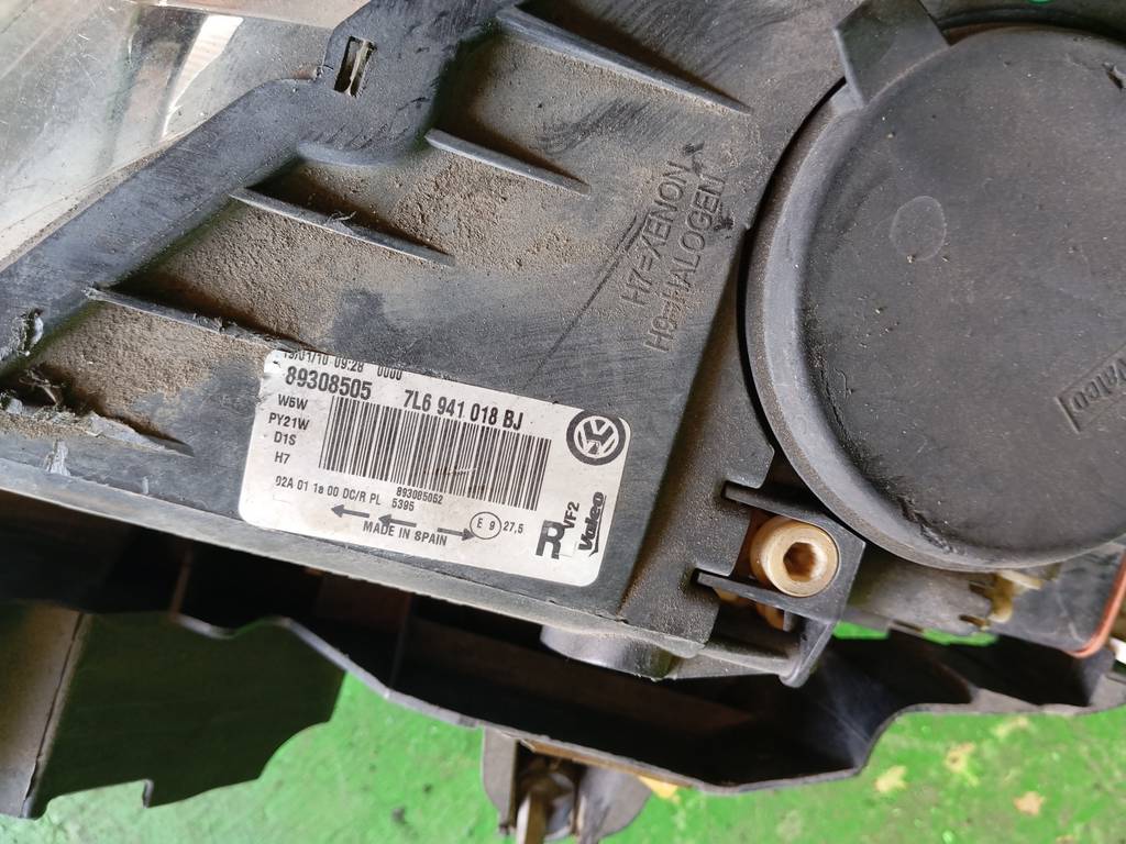 TOUAREG 7L7 ФАРА ПРАВАЯ 7L6 941 018 BJ Volkswagen Touareg 1