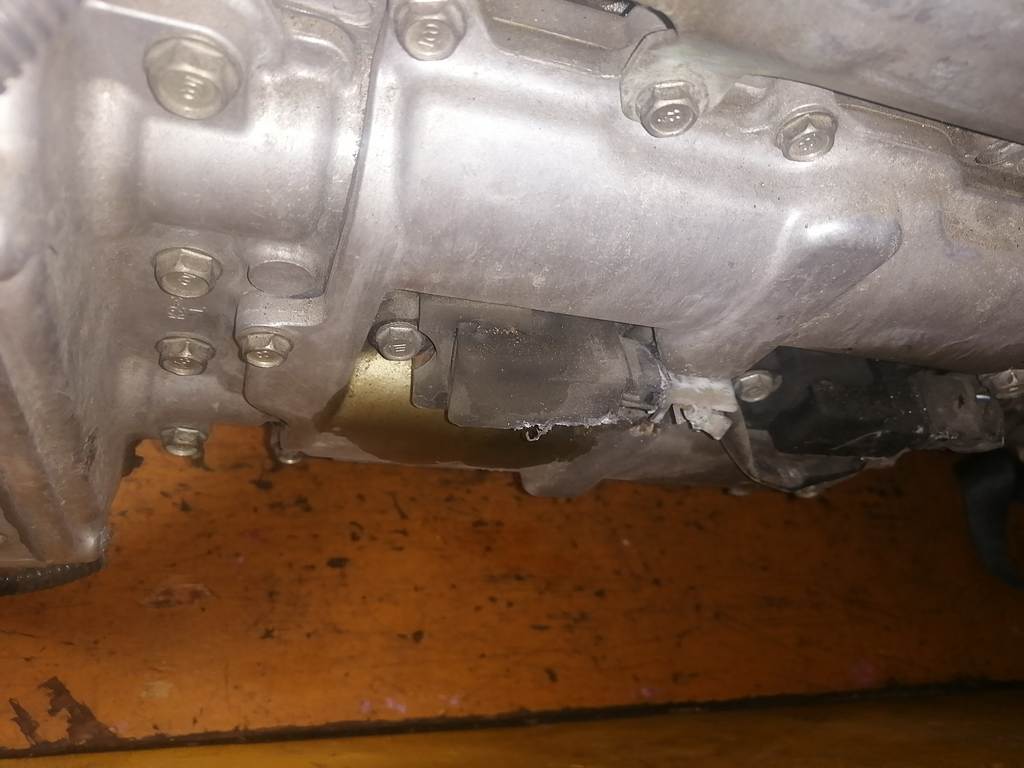 FB20 №К304010 ДВИГАТЕЛЬ, цена за голый мотор Subaru Impreza 4