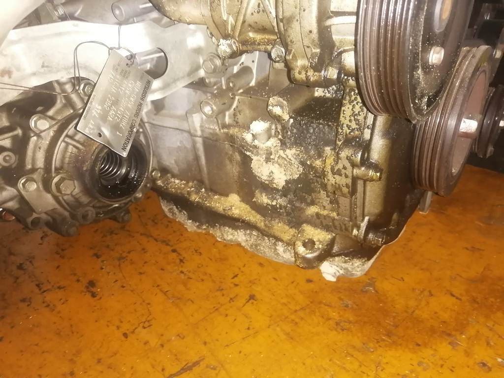 двигатель Mitsubishi Outlander 3