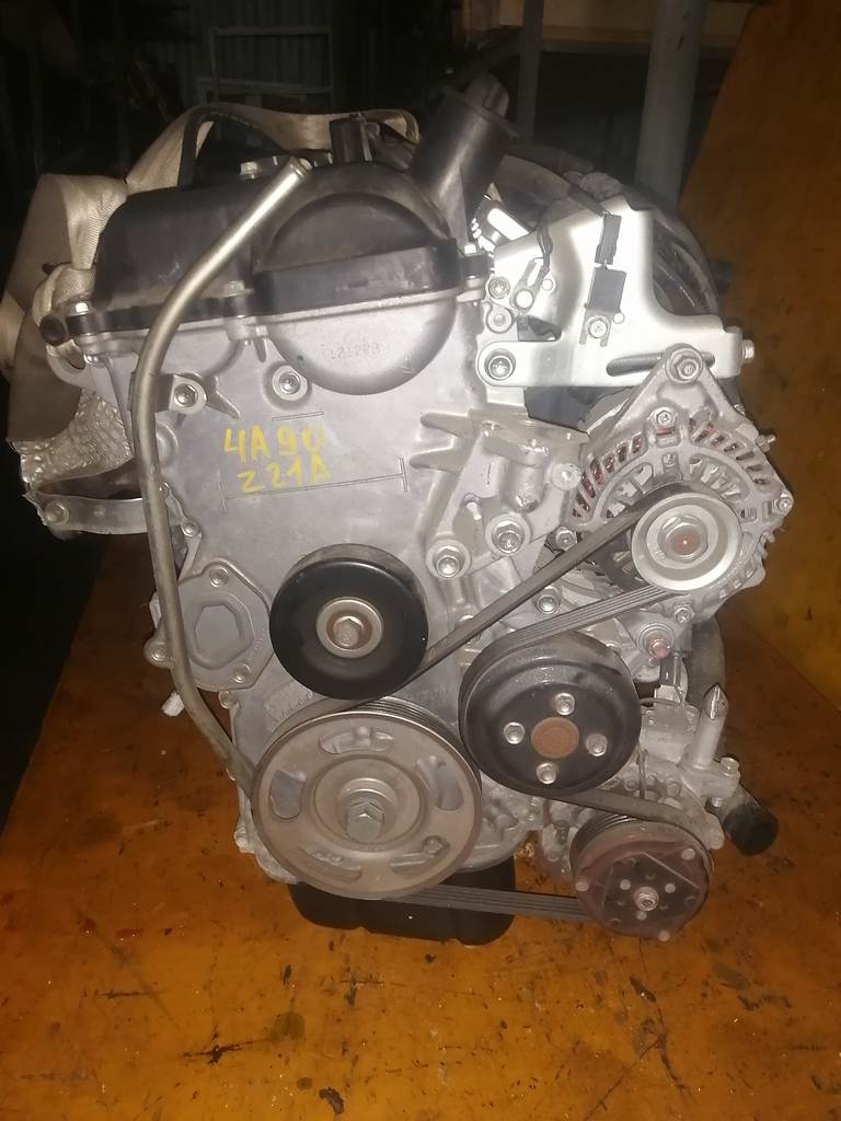 Двигатель Mitsubishi Colt 2