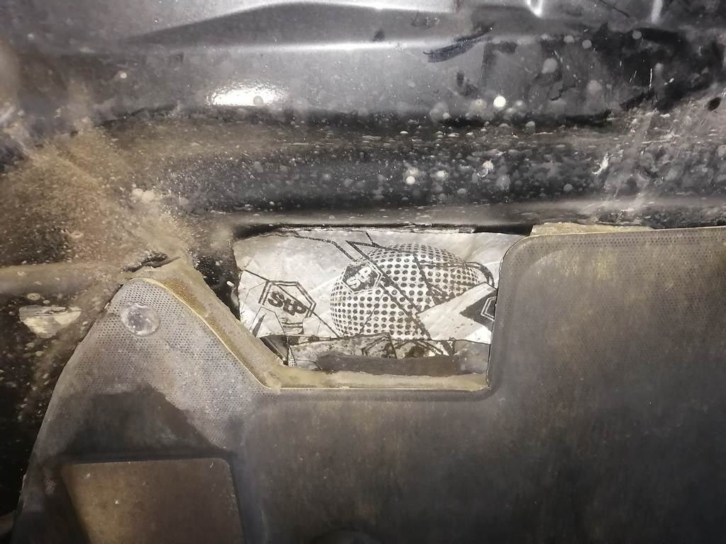 капот Mitsubishi Galant Fortis 6