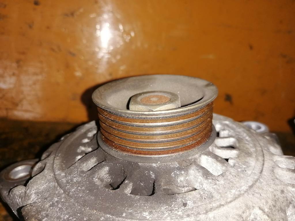 CR12DE ГЕНЕРАТОР 23100 CT00A Nissan March 1