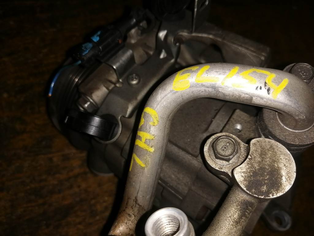 EL154 КОМПРЕССОР КОНДИЦИОНЕРА 73111FG000 Subaru Impreza 1