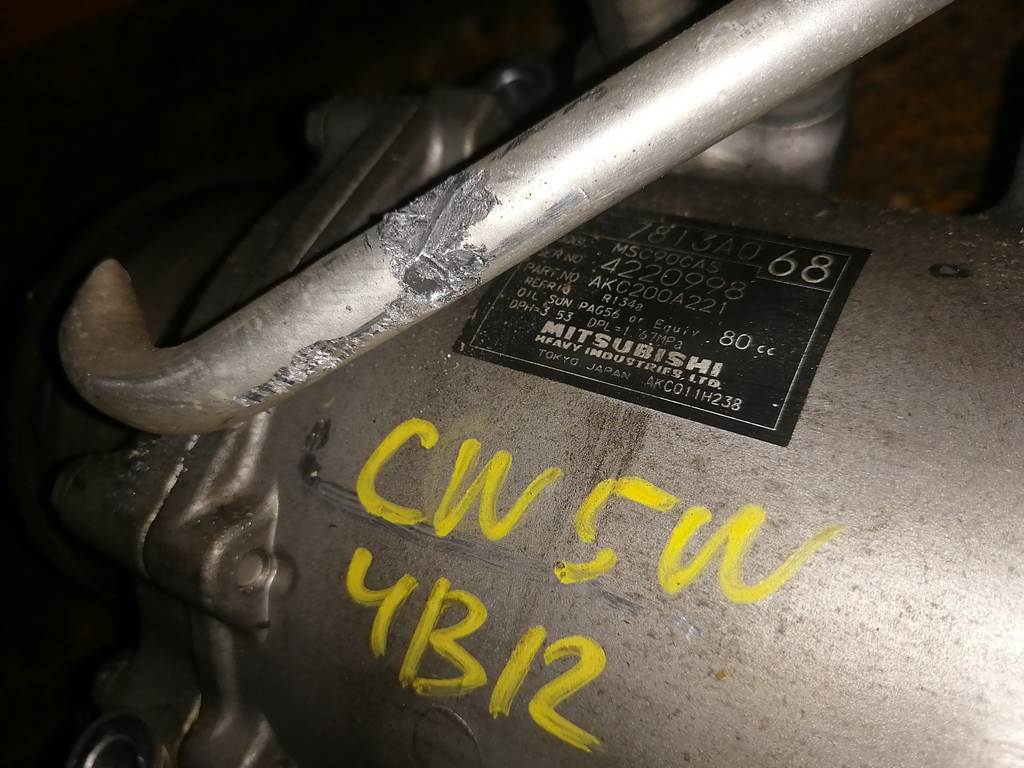 4B12 КОМПРЕССОР КОНДИЦИОНЕРА 7813A068 Mitsubishi Outlander 1